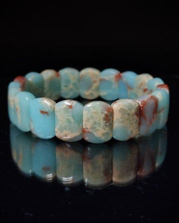 Prachtige Caribische Calcietarmband in geschenkdoos — Gratis