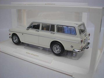 Norev 1:18 - Modelauto - Volvo Amazon Break (1968) - Pearle