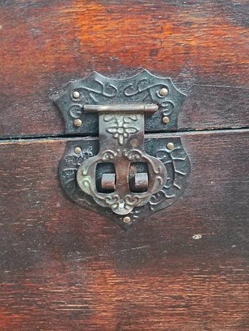 Doos - Hout, Messing - Oude kist / Schatkist