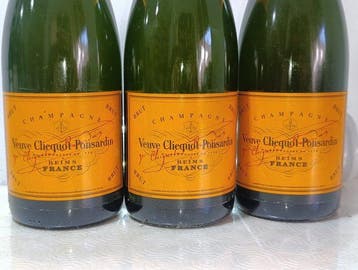 Veuve Clicquot, Ponsardin - Champagne Brut - 3 Flessen (0.75, Collections