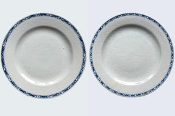 Assiette (2) - Een paar Chinese 18e-eeuwse Anhua borden -