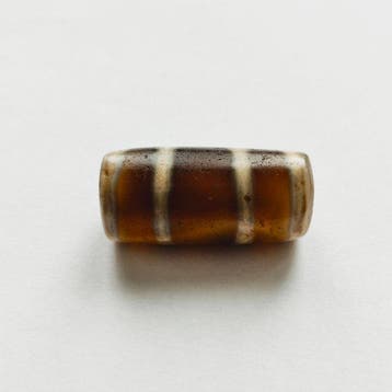 Oud Tibetaans/Birmaans Geëtst agat Kralen-talisman met 4