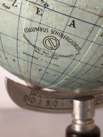 Terrestrial table globe - Rare Columbus Schülerglobus –