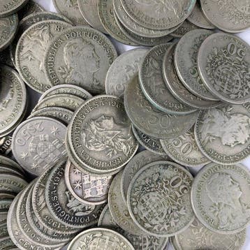 Portugal. Lote com 200 moedas de 50 Centavos Alpaca, Várias