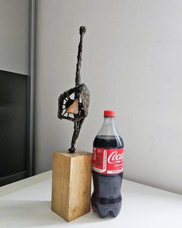 Sculpture, Abstract atelierbrons op houten sokkel - 50 cm -, Antiek en Kunst