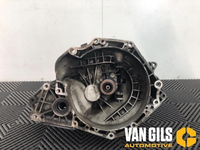 Versnellingsbak Opel Corsa O256235, Auto-onderdelen, Motor en Toebehoren