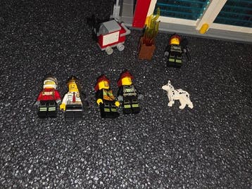 Lego Set - 60004 - Ville - 60004 Fire Station, Kinderen en Baby's, Speelgoed | Duplo en Lego, Nieuw