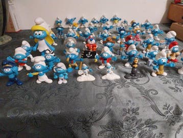 Peyo - Speelgoed figuur 44 figurines Les Schtroumpfs -