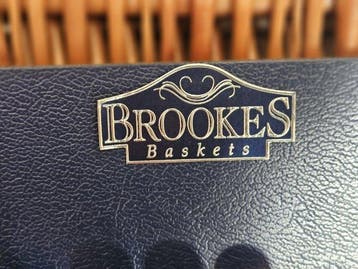 Brookes - Picknickmand (30) - gevlochten riet, stof,