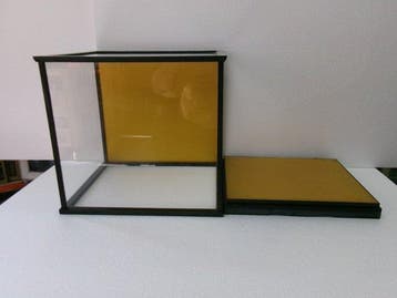 Verre, Vitrine en verre du cadre en bois (Vitrines) - Japon