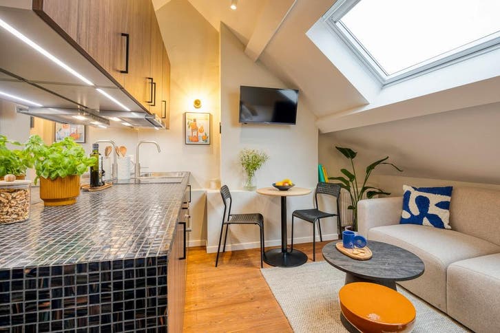 Appartement aan Rue Anoul, Ixelles, Immo, Appartements & Studios à louer