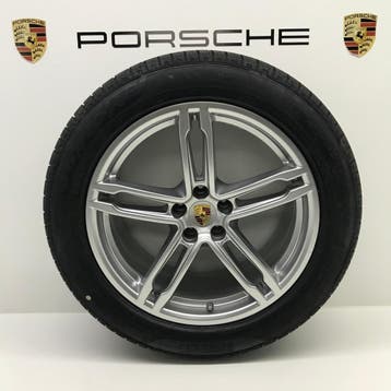 Porsche Macan ORIGINELE 19 Turbo met winterbanden (8-9 mm), Gebruikt, 255 mm, Banden en Velgen, Winterbanden