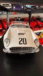 KK-Scale 1:18 - Modelauto - Ferrari 250 GT California Spyder, Nieuw