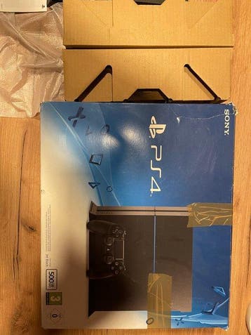 Sony - Playstation 4 (PS4) - PlayStation 4 + 4 giochi -, Nieuw