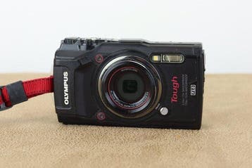 Olympus Tough TG-5, Waterdicht, RAW, 4K Digitale camera, Nieuw
