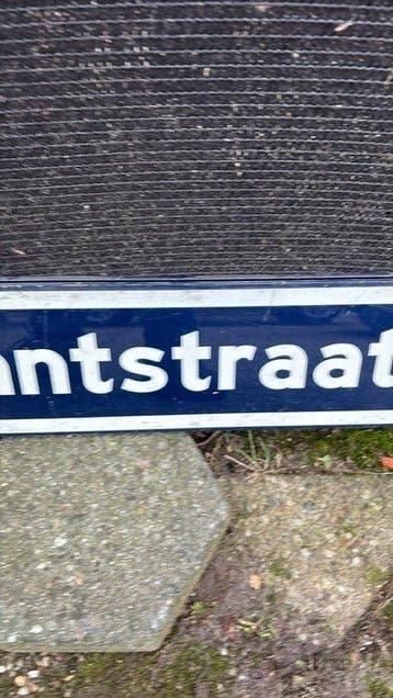 Brabantstraat – Nederlands straatnaambord – Blauw-wit –