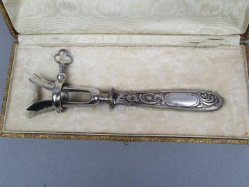 Ménagère - Art nouveau - support en os - poignée en argent