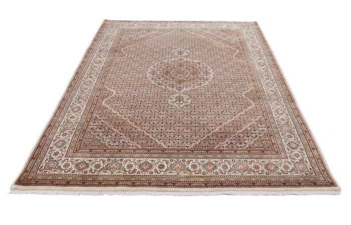 Nieuw hoogwaardig Tabriz wol- en zijde tapijt – Mahi -, Huis en Inrichting, Stoffering | Tapijten en Vloerkleden
