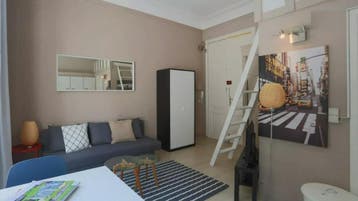 Appartement aan Rue Souveraine, Ixelles, 20 tot 35 m²
