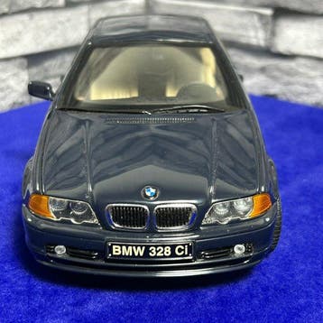Kyosho 1:18 - Voiture miniature - Kyosho 1:18 BMW 328 Ci