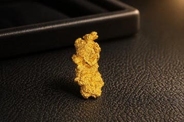 Goud Goud nugget - Hoogte: 9.18 mm - Breedte: 4.1 mm- 0.77 g