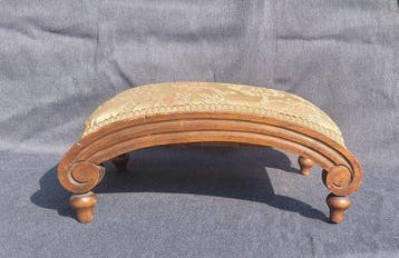 Chaise - Bois - Repose-pieds antique, Antiquités & Art