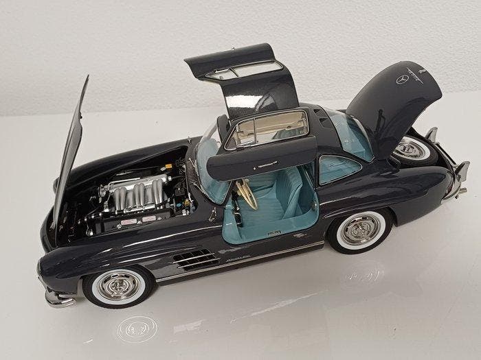 Schuco 1:12 - Modelauto - Mercedes Benz 300 SL Gullwing -, Hobby & Loisirs créatifs, Voitures miniatures | 1:5 à 1:12