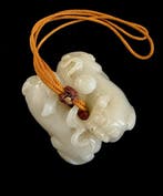 Hanger - Nefriet Jade - China - 20e eeuw