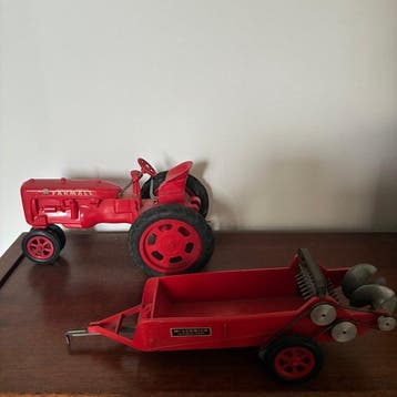 McCormick International - Speelgoed Tracteur Farmall avec