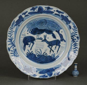 Wanli (1572-1619) - Schotel - Two Deer under a Pine tree in