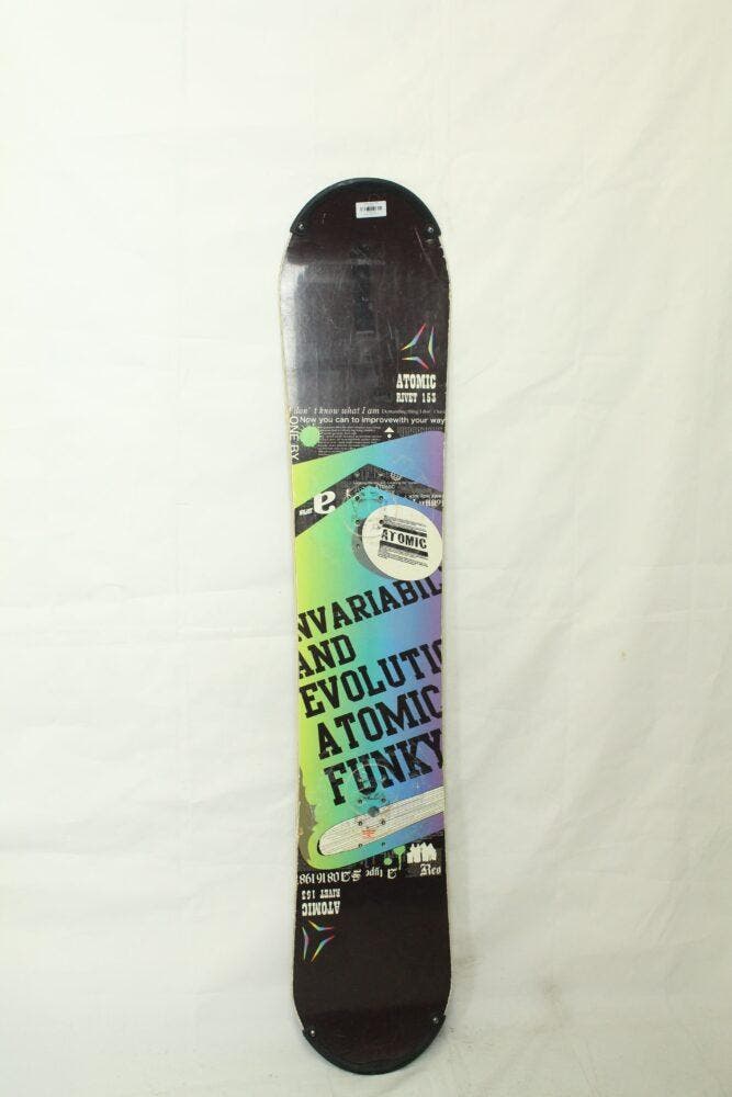 atomic rivet - 153, Sports & Fitness, Snowboard, Utilisé