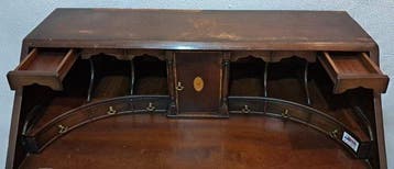 Bureau - Hout, Mahonie