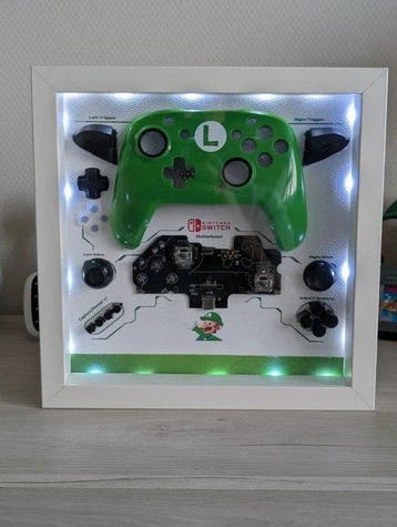 Nintendo Luigi Controller 3D Wall Art 25x25, Nieuw