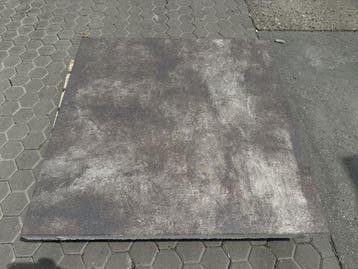 Veiling - 50 M2 Betontegel Bruin Genuanceerd 100x100x6 Cm, Nieuw
