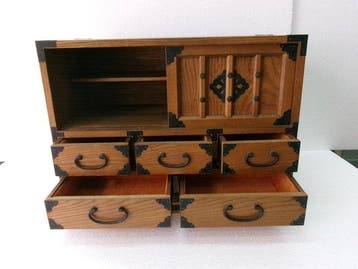 Ladekast - Hout, Houten ladekast met schuifdeuren op het, Antiek en Kunst