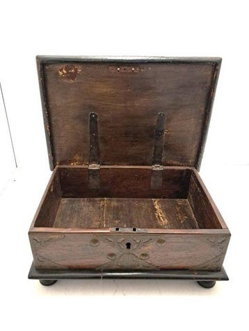 Kist - Hout, Messing