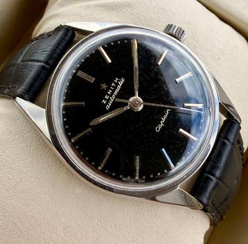 Zenith - Captain – Cal. 133.8 Bumper – Original Black Dial -