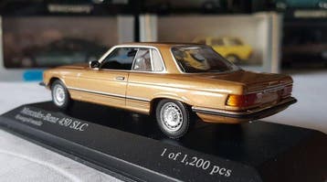 Minichamps 1:43 - Voiture miniature - Mercedes-Benz 450 SLC