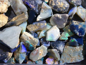 Ct. 134,0 Australische ruwe opaal - Ruw- 26.8 g