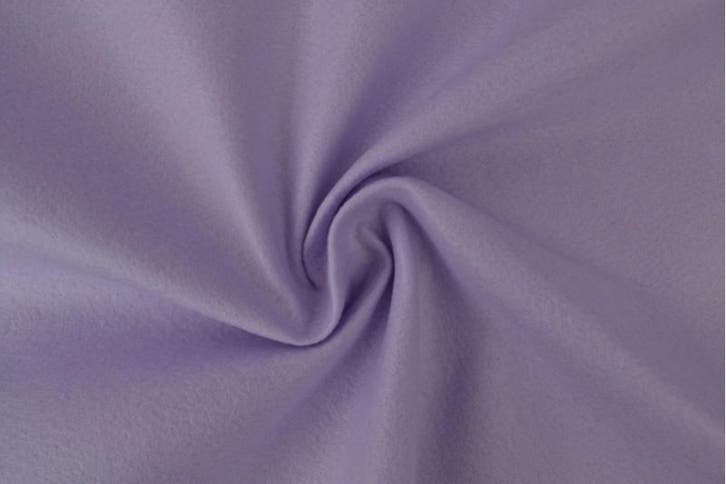 15 meter vilt 3mm - lavendel, Hobby en Vrije tijd, Stoffen en Lappen, 120 cm of meer, 200 cm of meer, Overige kleuren, Nieuw, Polyester