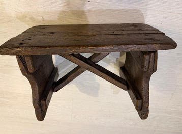 Kruk - Kastanje - ANTIEKE KRUK