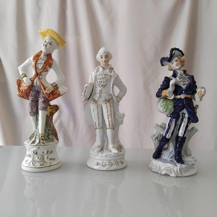 Themacollectie - Decoratieve figuurtjes - Porselein,, Antiquités & Art, Curiosités & Brocante