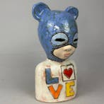 Iwo Rynkiewicz (1970) - LOVE! - · Handmade Ceramic Figure