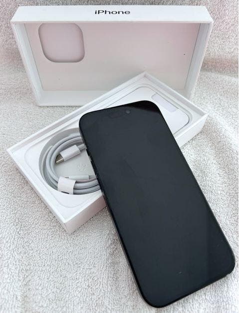 Apple iPhone 15 256GB iOS26 A3090 black + Aluminium CNC, Consoles de jeu & Jeux vidéo, Consoles de jeu | Accessoires Autre