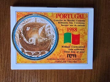 Portugal. Colecção composta por três conjuntos oficiais de