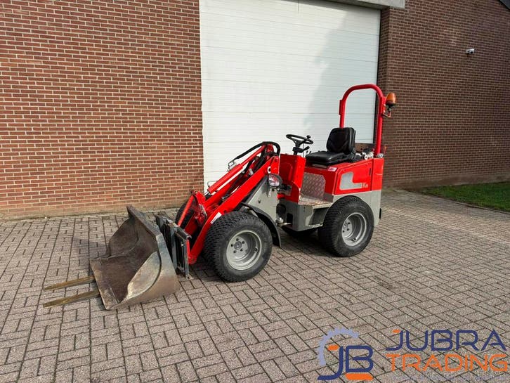 Knikmops 130 Shovel | 2018 | 584U | 750KG | 215CM | Kubota, Articles professionnels, Machines & Construction | Grues & Excavatrices