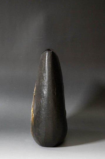 Gegoten bronzen vaas met gouden kraanvogel- en