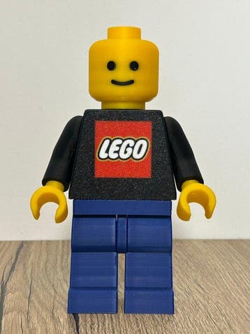 Fait maison - (MOC) Minifigure LEGO grand format (18 cm) -