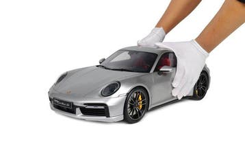 GT Spirit 1:8 - Modelauto - Porsche 911 (992.1) Turbo S, Nieuw