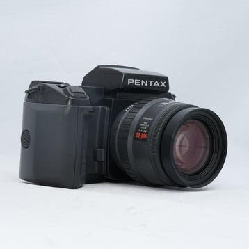 Pentax SFXn with SMC Pentax-F 35-105mm f/4-5.6 lens Analoge, Nieuw